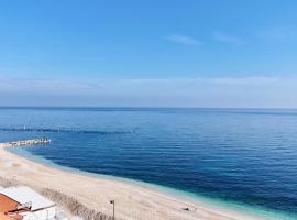 N276 - Numana, bilocale fronte Spiaggiola con piscina, hotel u gradu 'Numana'