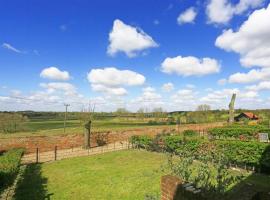 Meadow House โรงแรมที่มีที่จอดรถในBlythburgh