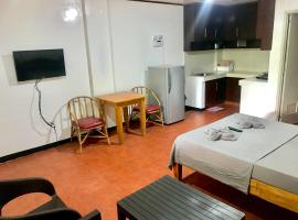 Badladz Staycation Condos, lägenhet i Puerto Galera