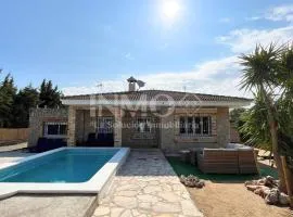 Casa con gran jardín privado en Club Mont-Roig 101D - INMO22