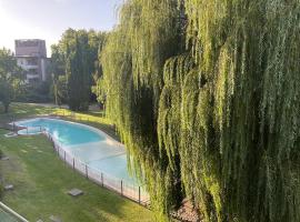 Departamento impecable excelente ubicación cerca de todo, hotel v destinaci Pilar