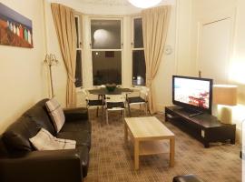 Glen Self-catering Apartment, hotel in Port Glasgow