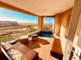 Ocean Gem - Exclusive Luxury, Balcony Pool, Beach, Surf & Views