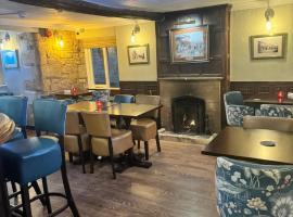 Crown Hotel Cotswold、ブロックリーのホテル