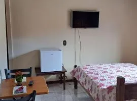 Suíte Com Estacionamento Perto do Centro