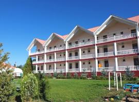 Aquamarine Inn, готель у місті Чолпон-Ата