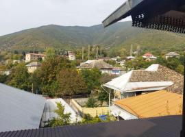 Maho's Guest House, hotel in Sheki