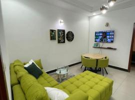 Superbe appartement meublé en résidence LBV, hotell i Libreville