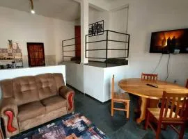 Casa inteira no centro de São Thomé das letras