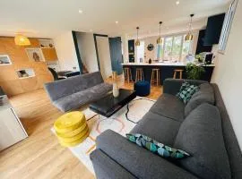 House with Garden, fully renovated, 15 minutes from Paris and 5 minutes from Versailles