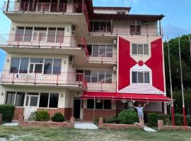 Durim Cela, hotel v destinaci Fier