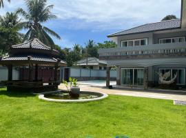 Rick Tew Ninja House Samui, hotel in Amphoe Koksamui