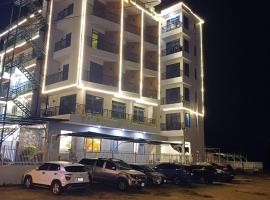 Khách sạn AN THỊNH 2, hotel med parkering i Doc Let