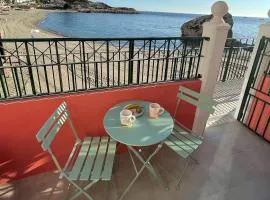 Luxury Catalan Bay Beach House - Sea + Rock Views