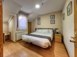 Hostal la Colmena, хотел в Авила