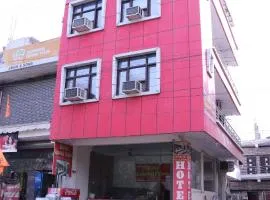 Hotel Agarwal Palace & Restaurant Walkable Distance From Agra Cantt Railway Station