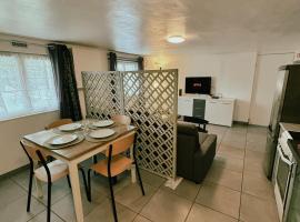 Appartement Cosy - Proche Dysneyland - Paris - RER, hotel din Noisy-le-Grand