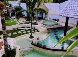 The White Key Luxury Villas, hotel cerca de Centro de conservación de Tortugas de Gili Trawangan, Gili Trawangan