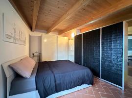 La Spezia stazione centrale 5 terre - LOFT, holiday home in La Spezia