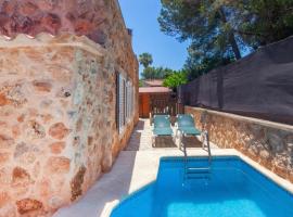 Casa Piedra Mallorca, orlofshús/-íbúð í El Toro