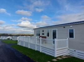 Alphi 4, glamping site in Bude