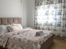 29 Guesthouse, hotel with parking in Bajram Curri