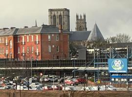 Superb New Build City Centre Flat and Gym, hotel v destinaci York