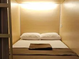 Fora Capsule Hostel Tuban Kuta Bali、クタのホステル