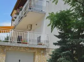 Apartman Mirta