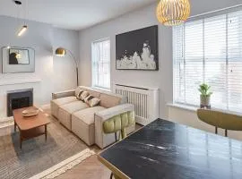 Cosy Coastal Apartment 2