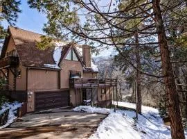 Hygge Haus Sequoia - Large Private Cabin w Views