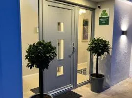 The Hillcrest, Luxury Accommodation in Castleblayney Town