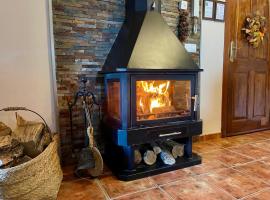 La casita del pueblo, hotel in Fondón