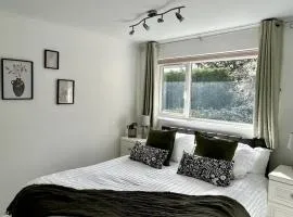 Stylish 3 Bed House Hitchin
