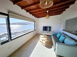 Casa Playa Quemada junto al mar, hotel en Playa Quemada