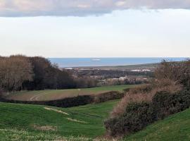 Sea View Retreat, cottage in Lingdale