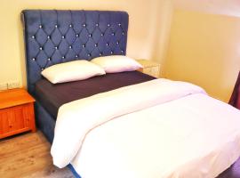 Deluxe Dwelling - 15 mins from Cork City/Airport, hotel di Cork