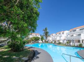 Casa Vega - Chalet adosado con piscina, hospedaje de playa en Breña Baja