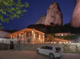 Voulas Traditional House Meteora 1