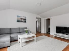 Komplett lägenhet med sjöutsikt، شقة في Malmön
