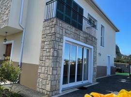 Wanderlust House, hotel with parking in Ponta Delgada