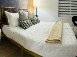 Stylish Room close to everything in Miami, семеен хотел в Miami Shores