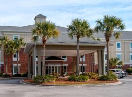 Comfort Inn & Suites Patriots Point, hotell i Charleston