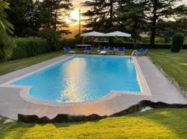 Villa Carla Piemonte private pool