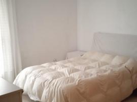 Habitación matrimonial piso compartido con 1 persona – apartament w mieście Pinto