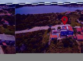 Two-Bedroom Apartment In Verunic, hotel de luxo em Verunić