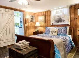 Buffalo Bend 3 BR near Lexington - Hot Tub