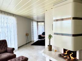 Luxury Villa Stay, hotel amb aparcament a Waddinxveen