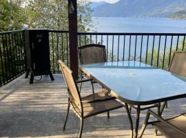 Shoreside Private room, Übernachtungsmöglichkeit in Sechelt