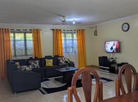 Kinyanjui's Homes 001 with WiFi ที่พักให้เช่าในMorogoro